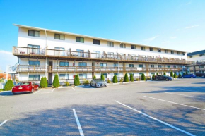 Jockey Beach 127 condo
